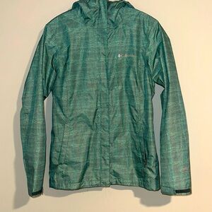 Columbia Hooded Omni Tek Wind Breaker